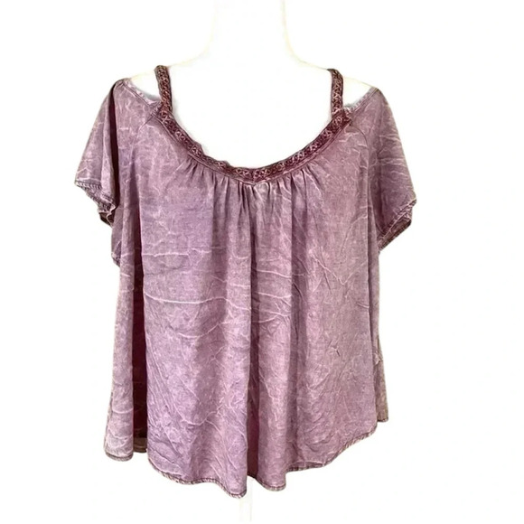 Altar’d State Rayon Blend Boho Cold Shoulder Celtic Batik Blouse Size M - Picture 1 of 13